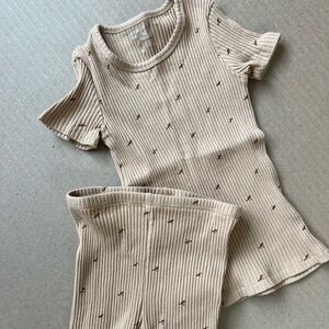 Lovely Little Basics beige ribbed bird set